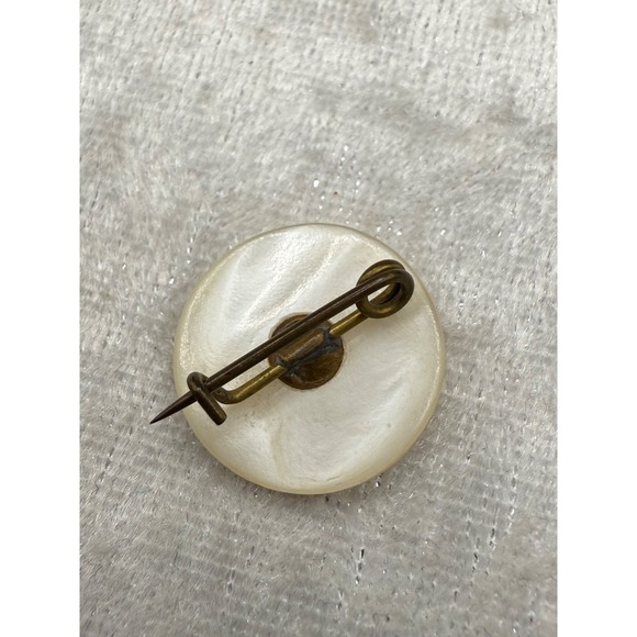 Vintage Mother Of Pearl Brooch Earrings Set Screw‎ Back - Picture 7 of 9
